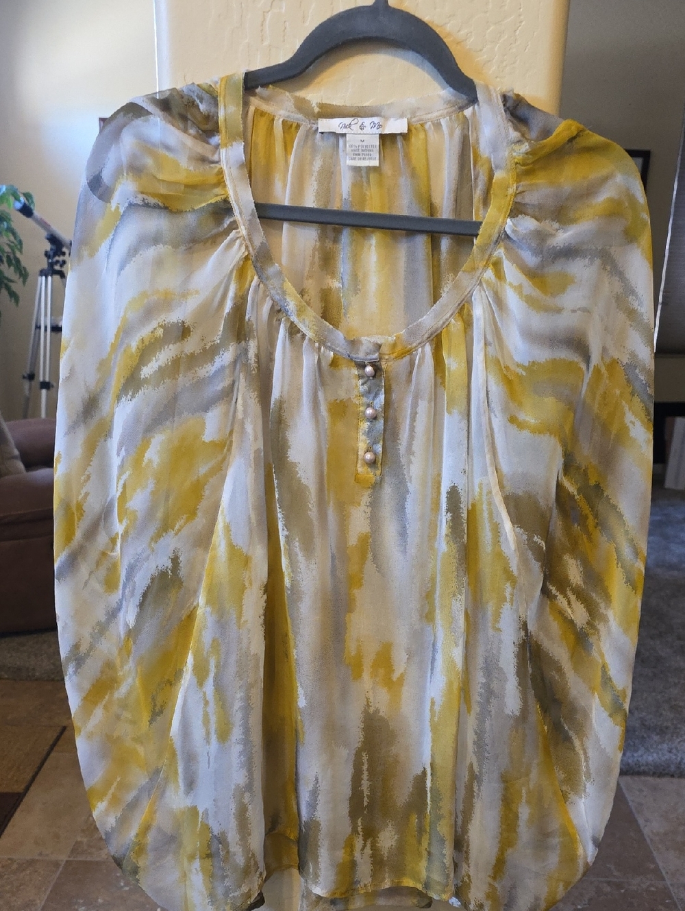Nick & Mo Yellow and Gray Watercolor Pintuck Blouse